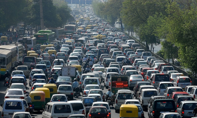 U Kini registrovano 154 miliona privatnih automobila