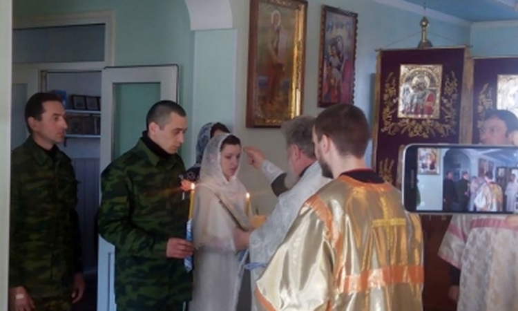 Srpski dobrovoljac oženio djevojku iz Donjecka