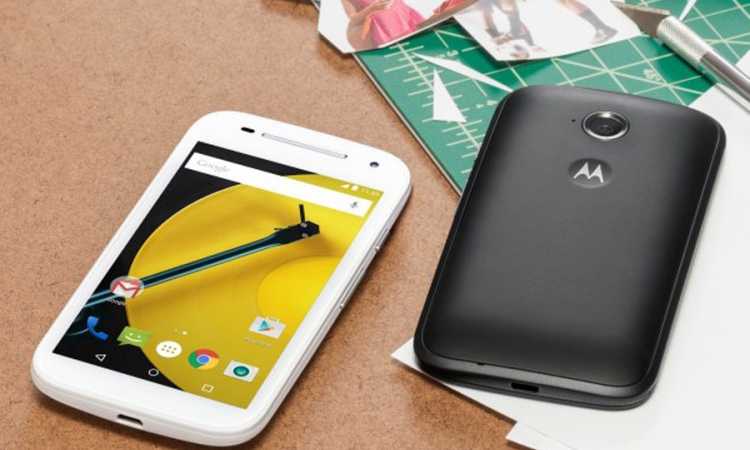 Motorola predstavila nov "moto E" 4G od 139 evra