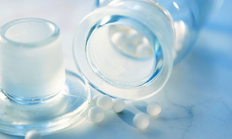 Stručnjaci tvrde: Homeopatija je isto što i placebo