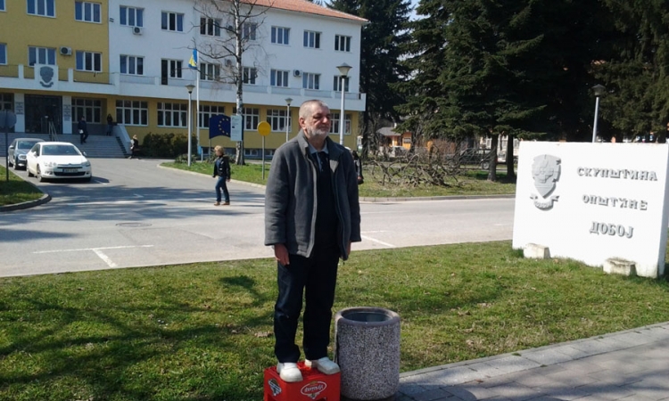 Protest ćutanjem zbog nemoći