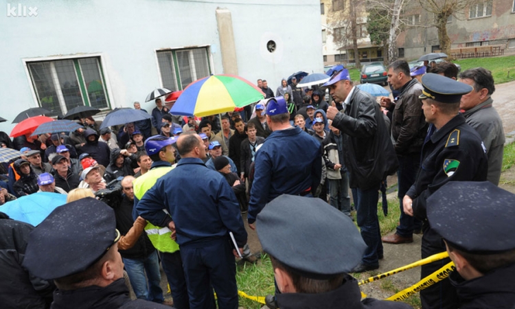Okončani protesti u Tuzli: Radnici TTU-a u petak ponovo dolaze pred Vladu TK