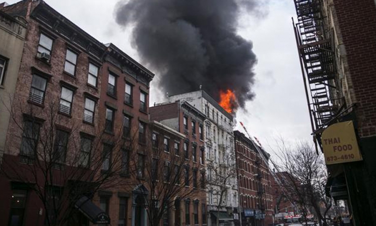 Požar u Njujorku, šest ljudi nestalo