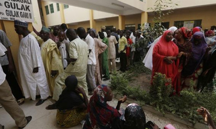 Masovan odziv Nigerijaca na predsjedničkim izborima