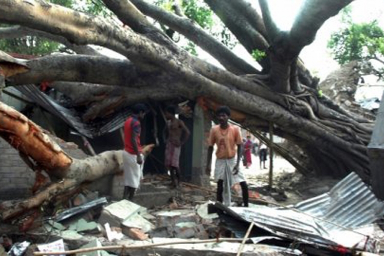 Tropske oluje u Bangladešu odnijele 36 života