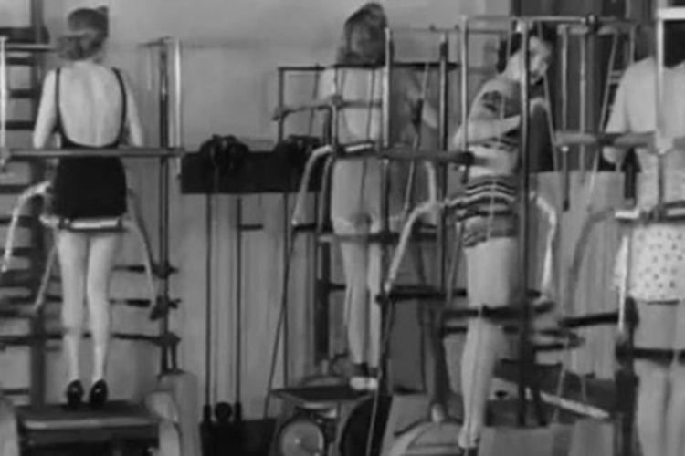 Ovako su žene vježbale 40-ih