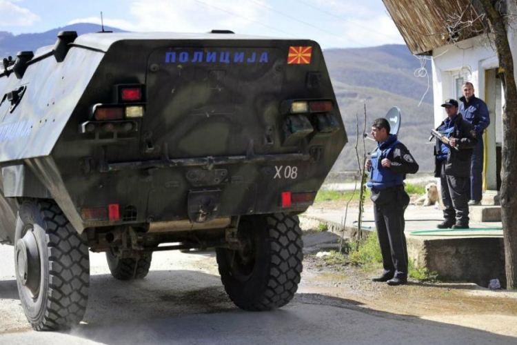 Napadači na karaulu automobilima stigli sa Kosova 