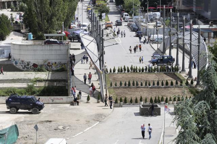 Park mira u Kosovskoj Mitrovici kao pješačka zona?