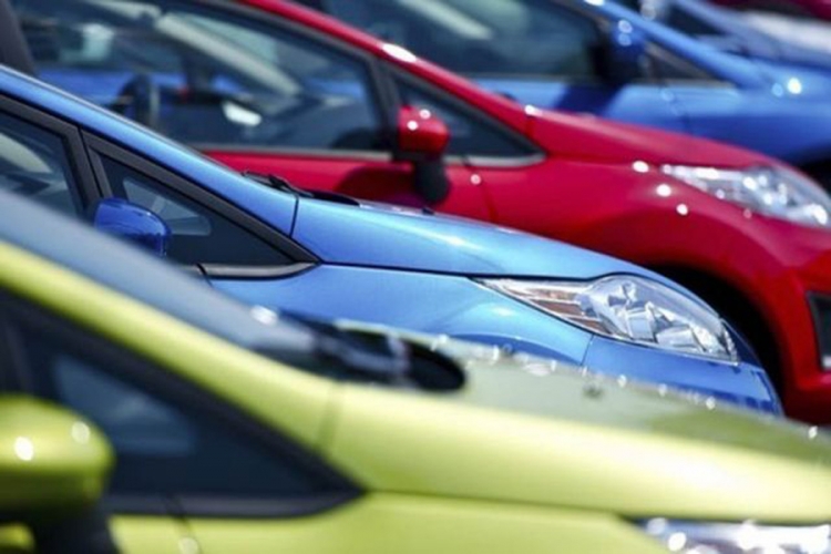 Rast prodaje automobila u Francuskoj