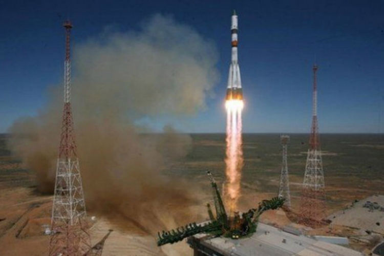 Ruska raketa noćas pada ka Zemlji