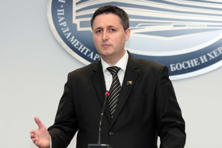 Traže da parlament usvoji Rezoluciju o Srebrenici