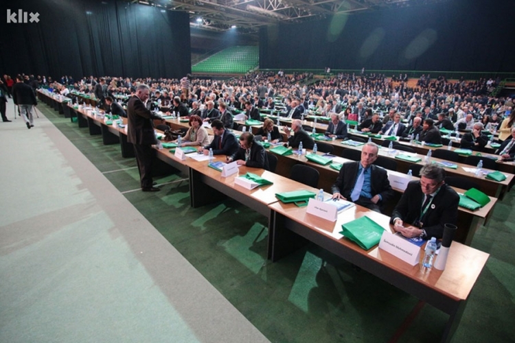 Završen Kongres SDA: Izabrano novo rukovodstvo i usvojeni strateški dokumenti