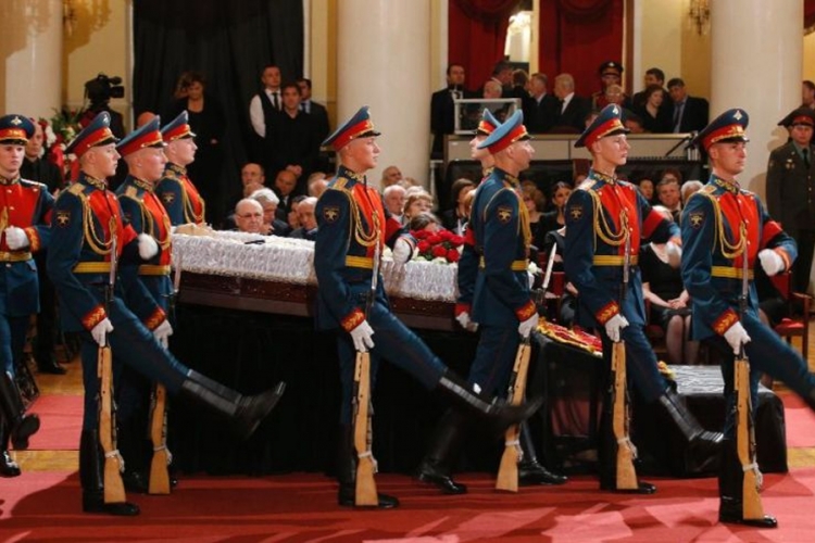 Jevgenij Primakov sahranjen u Moskvi