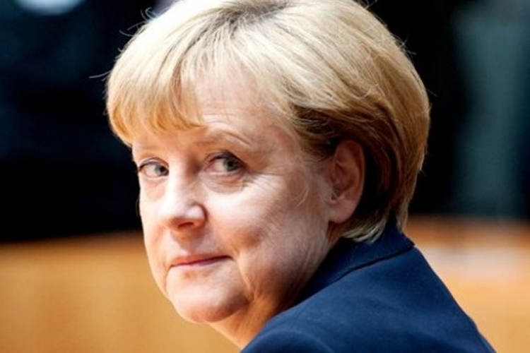 Merkel: Vrijeme za kompromis Beograda i Prištine