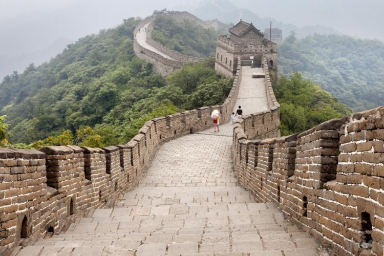 Kineski zid nestaje, niču kuće