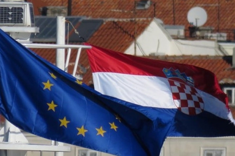 Hrvatski građani od danas mogu raditi u 22 zemlje EU