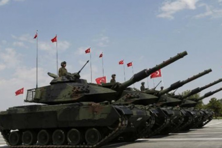 Turska rasporedila dodatnu vojsku duž granice sa Sirijom
