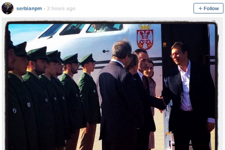 Vučić otvorio profil na Instagramu: Hit komentar ostavio Tetak Rajko (FOTO)