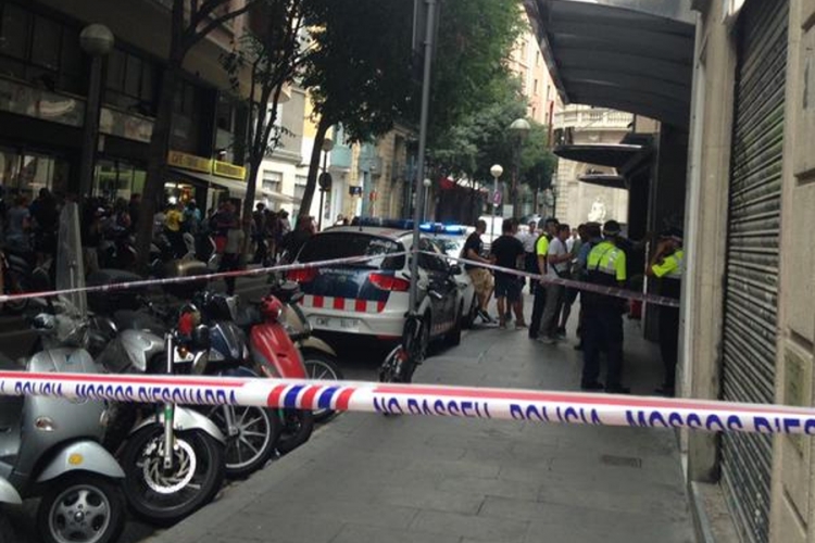 Pucnjava u centru Barselone, jedan napadač ubijen (FOTO)