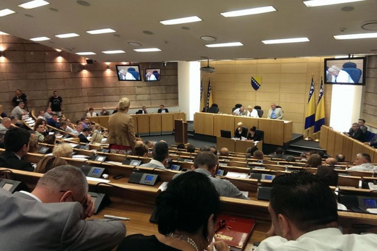 Dom naroda Parlamenta FBiH usvojio Zakon o radu