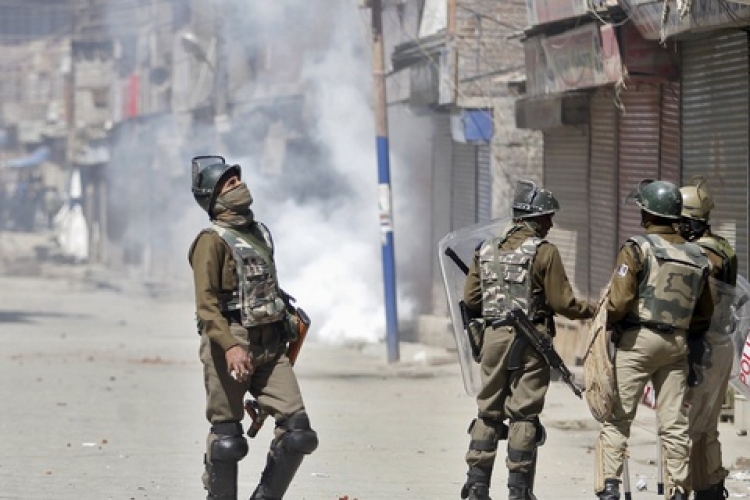  Poginulo najmanje osam osoba u sukobu u Kašmiru