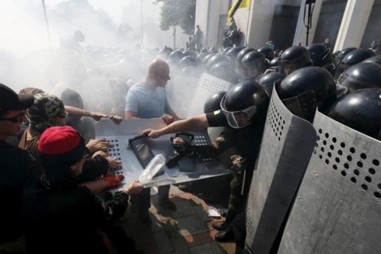 Podignute optužnice protiv 18 učesnika nereda u Kijevu