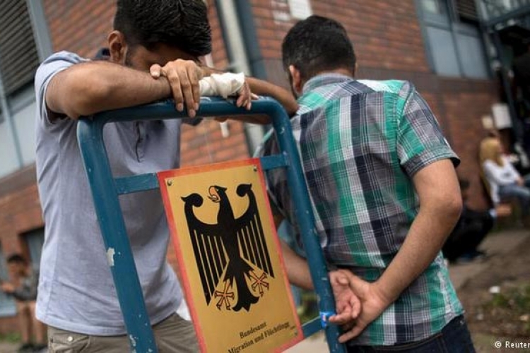 Nijemci sve više strahuju od azilanata i terorizma