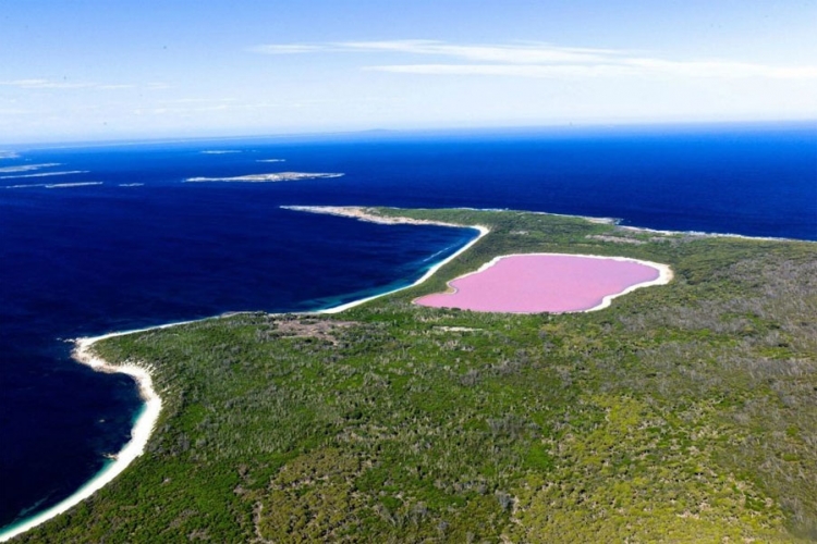 Čudo prirode: Ružičasto Hillier jezero