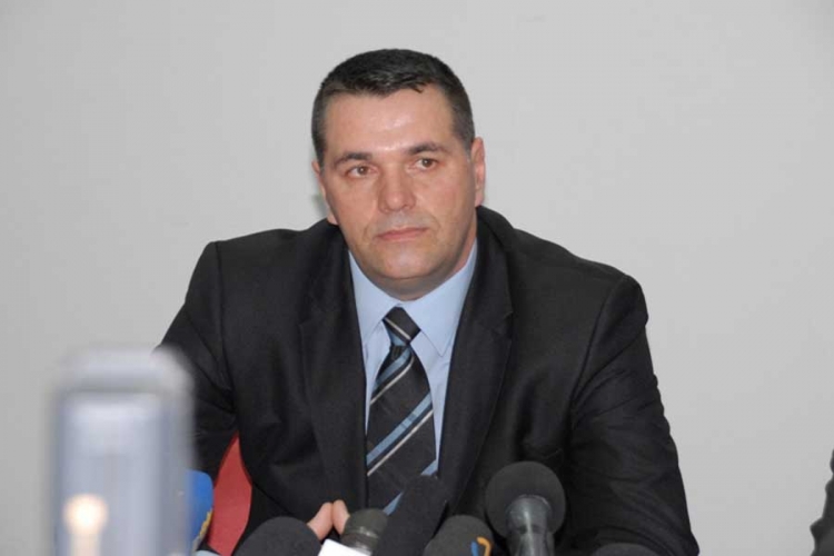 Gutić demantovao navode Sindikata o povećanju plata