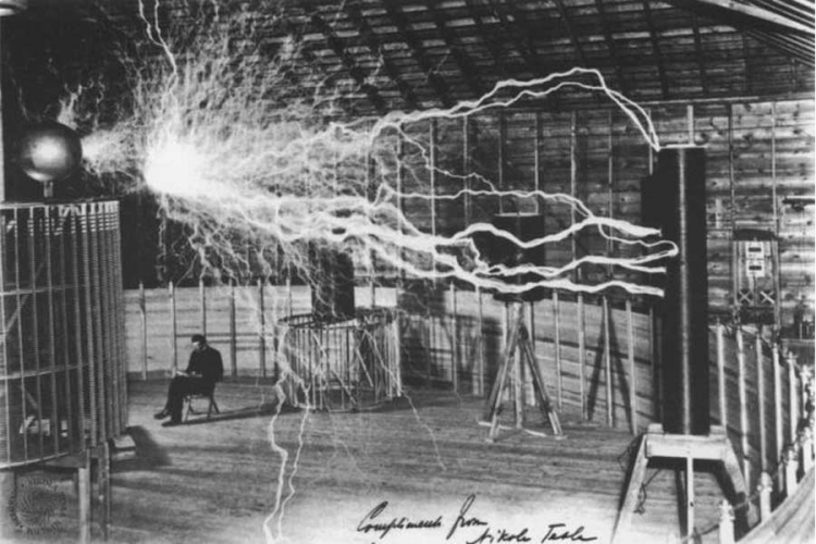 Nikola Tesla "zracima smrti" izazvao Tungusku eksploziju? (VIDEO)