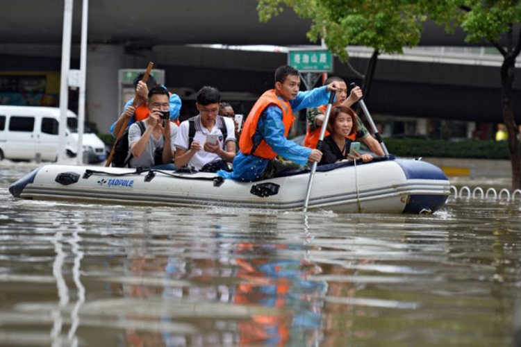 U tajfunu u Kini poginulo 19 osoba, 223 povrijeđenih 