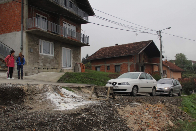 Banjaluka: Kiša budi strah od klizišta