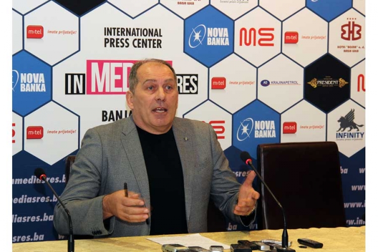 Političari RS osudili Mektićev napad na novinare