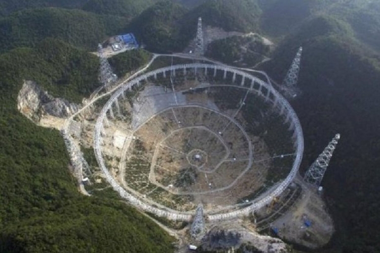 Kinezi traže život izvan Zemlje, koriste radio teleskop