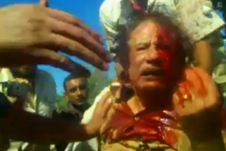 Četiri godine kasnije: Kome je smetao živ Gadafi?