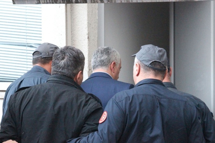 Podgorica: Mandić i Radulović pušteni da se brane sa slobode