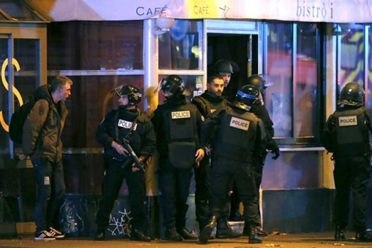 Crnogorac u Njemačkoj vozio arsenal oružja: Povezan sa napadima na Pariz?