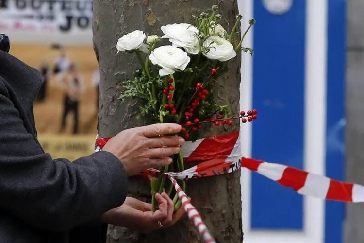 Portal Nezavisne u Parizu dan poslije: Trudnica iz Srbije preživjela napad u Bataklanu (FOTO)
