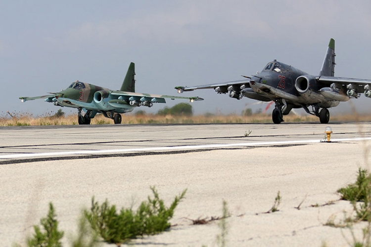 Rusija Iraku šalje šest vojnih aviona Su-25