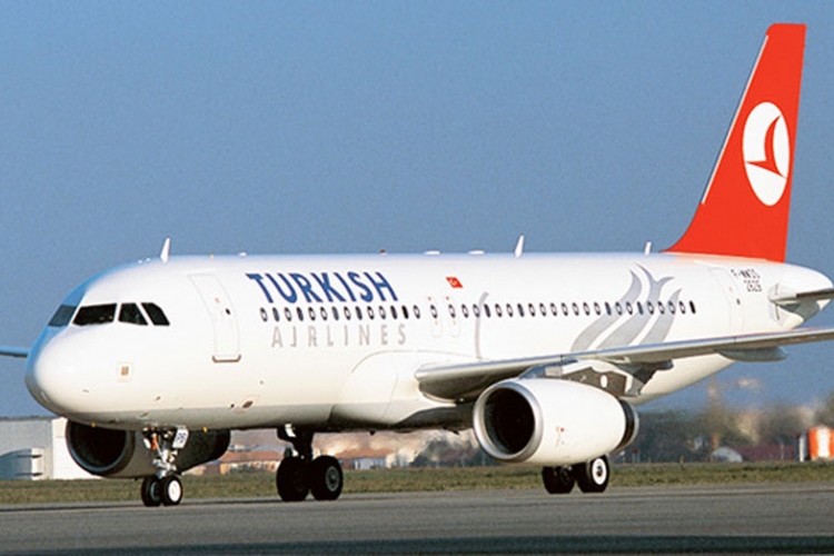 Avion Turkish Airlinesa prinudno sletio u Nirmberg