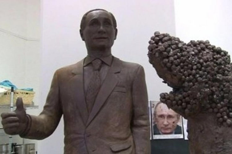 Izložen Putin od čokolade