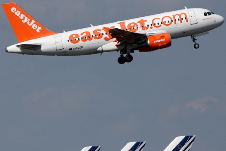 Avion zbog pijanih putnika neplanirano sletio u Dubrovnik