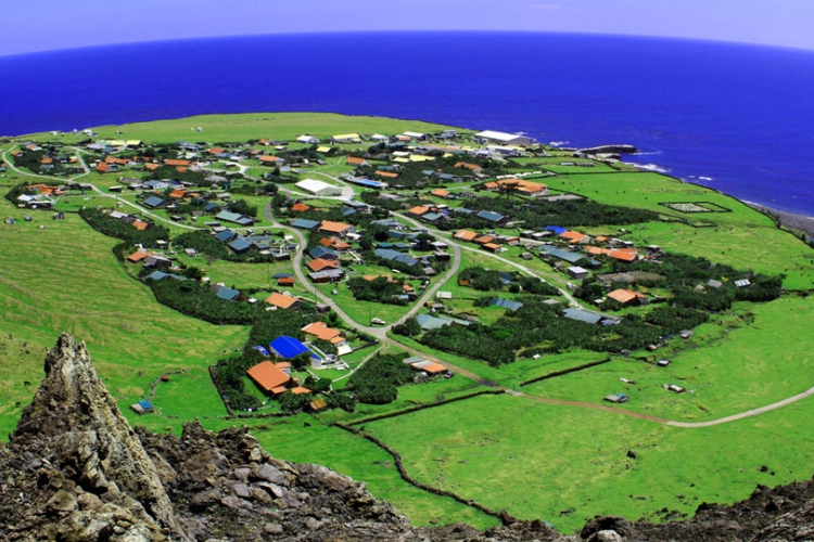 Ovo je najizolovanije ostrvo na svijetu (FOTO)