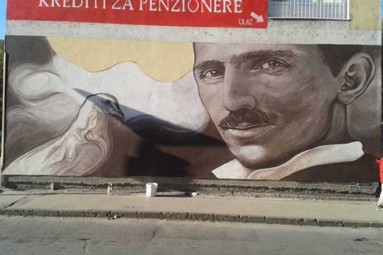 Poznate ličnosti na muralima krase Doboj (FOTO)