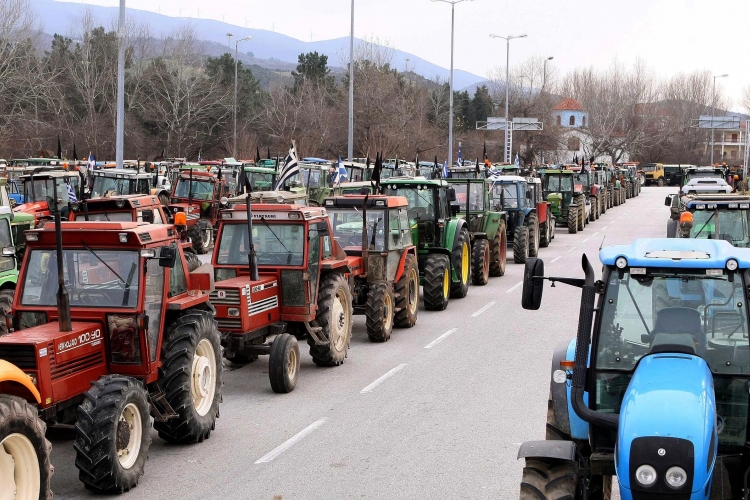 Bugarski vozači kamiona probili grčku blokadu