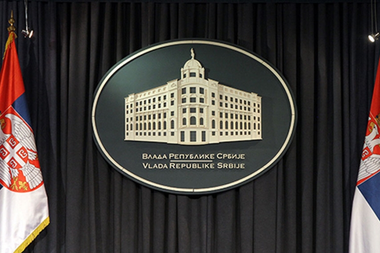 Vlada Srbije najavila da direktori javnih preduzeća neće moći da budu partijski funkcioneri