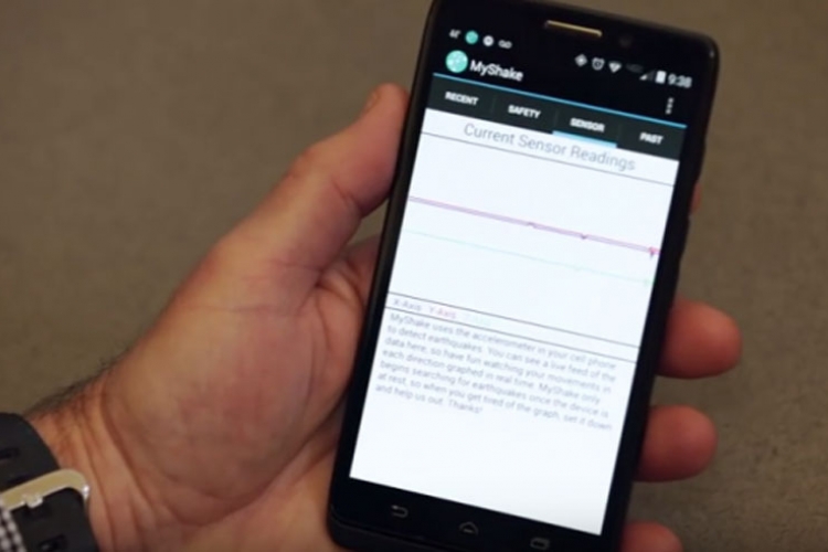 Smartfon sa senzorom za zemljotres spasava život