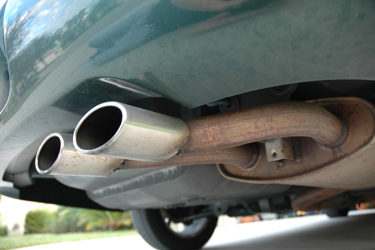 Novi automobili troše i do 42 odsto goriva više od nevedenog u prospektima