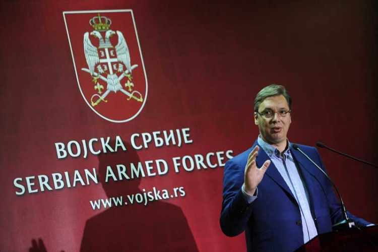 Vučić: Ćerajte me, u redu je, ali nećete rušiti krhku demokratiju