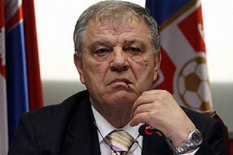 Karadžić: Nismo mogli protiv političke zloupotrebe fudbala